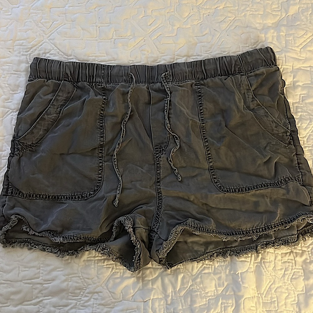 Time and Tru shorts